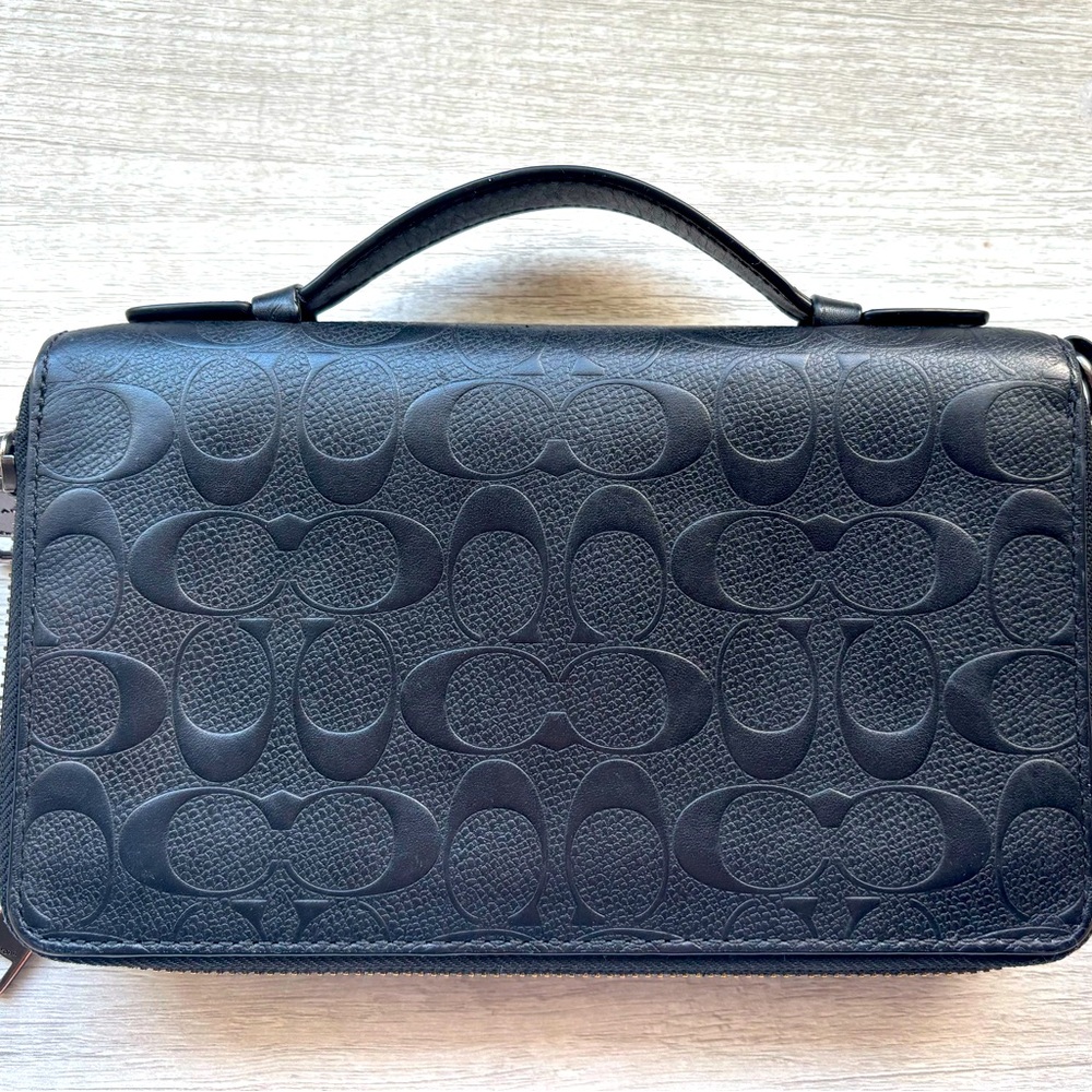 Beautiful COACH double zip travel organizer in signature soft leather